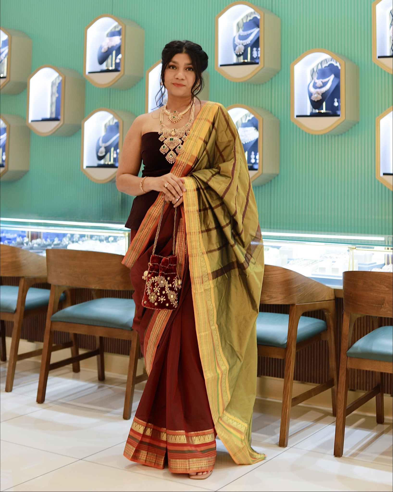 Corset  that can be doubled as a saree blouse 😉

#LTKParties #LTKStyleTip #LTKFindsUnder50