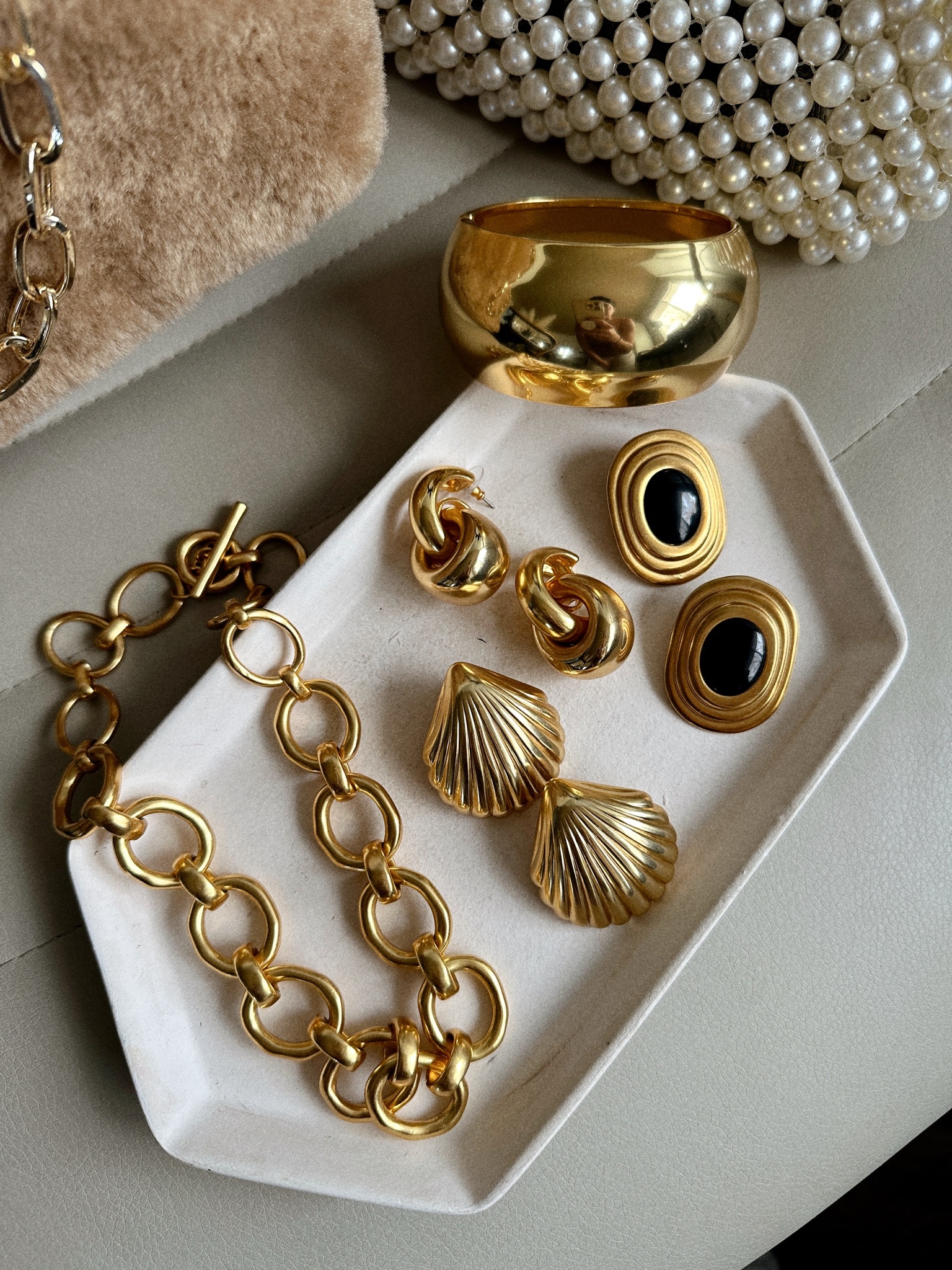 Favorite jewelry of the moment! 🙌🏼🤌🏻✨ enjoy up to 40% off some of these pieces! 

#LTKSaleAlert #LTKCyberWeek #LTKGiftGuide