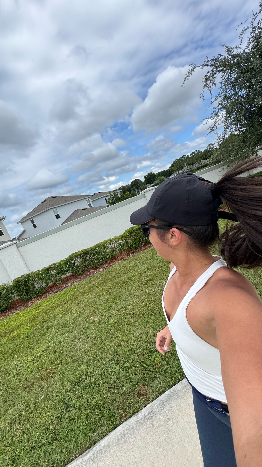 Everything I wore to keep me comfortable for my 5 mile run today 🏃‍♀️✨

#LTKootd #LTKdayinmylife #LTKfitnessgoals