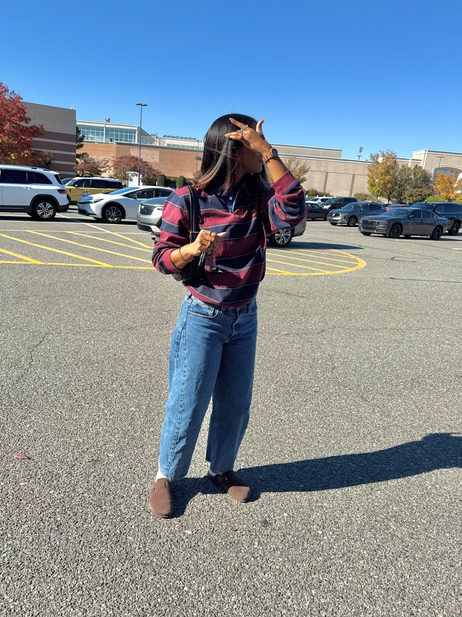 OOTD 🍁🍂 Burgundy and Blue + barrel jeans and clogs ✨