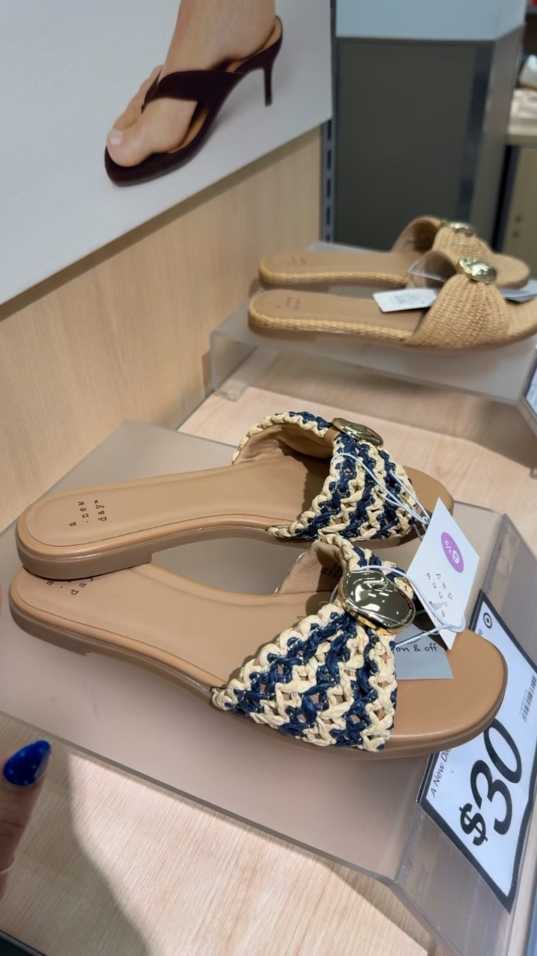 Cutest sandals 🤭🫶🏽




#LTKootd #LTKSeasonal