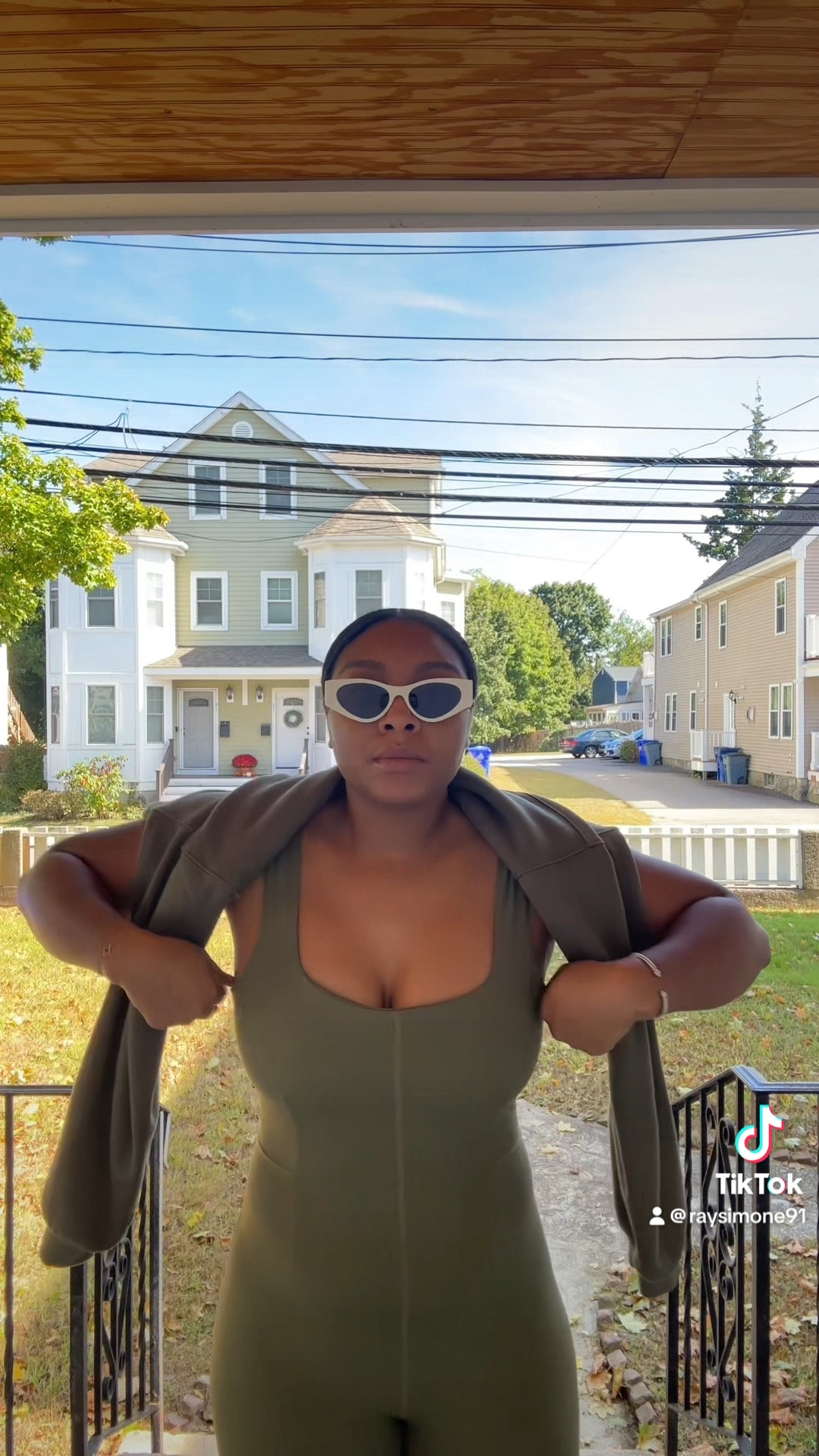 🫒Layers 

#LTKFindsUnder50 #LTKActive #LTKMidsize