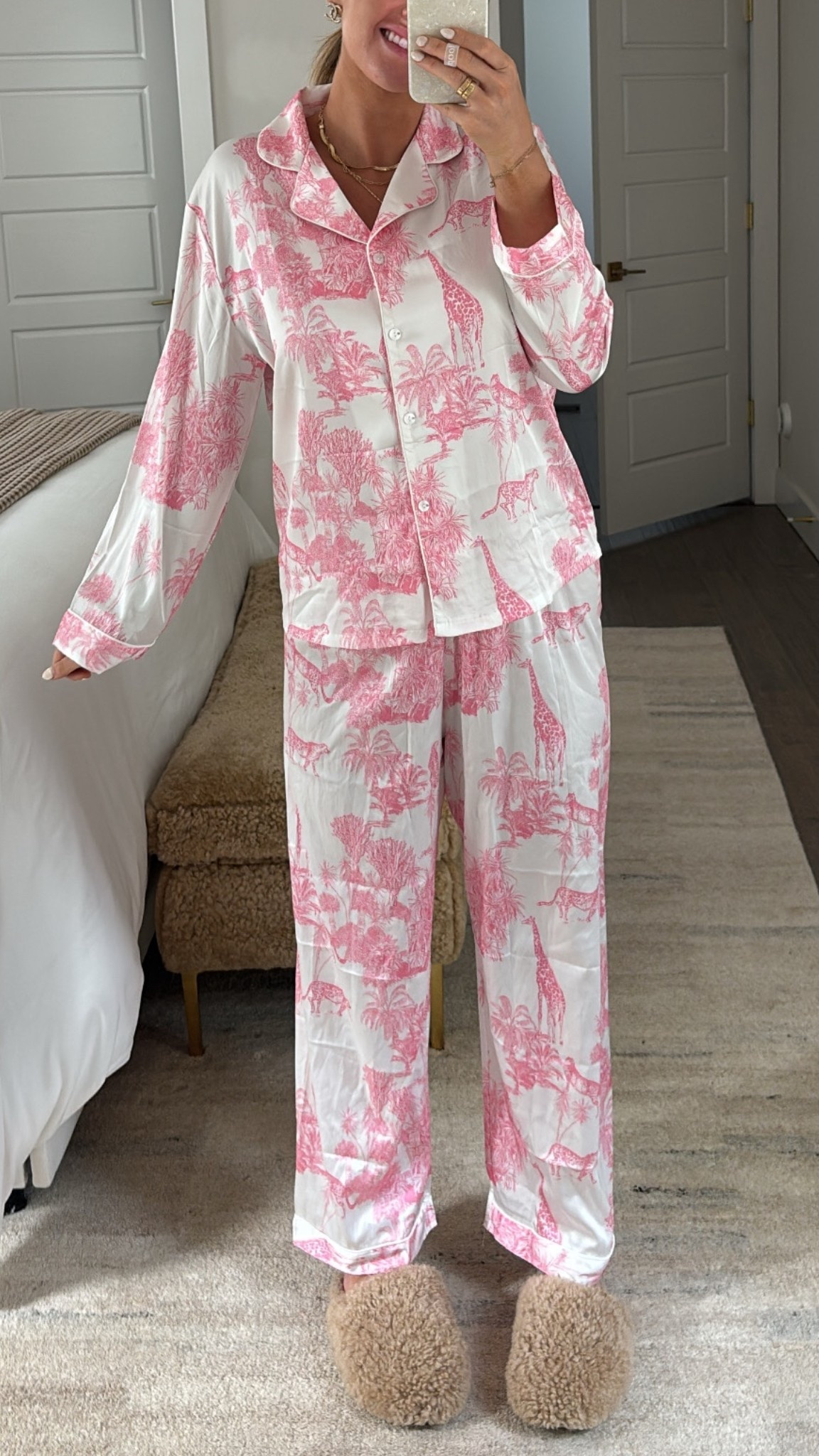 My fave pajamas right now! Wearing a medium. 🩷

#LTKStyleTip #LTKFindsUnder50