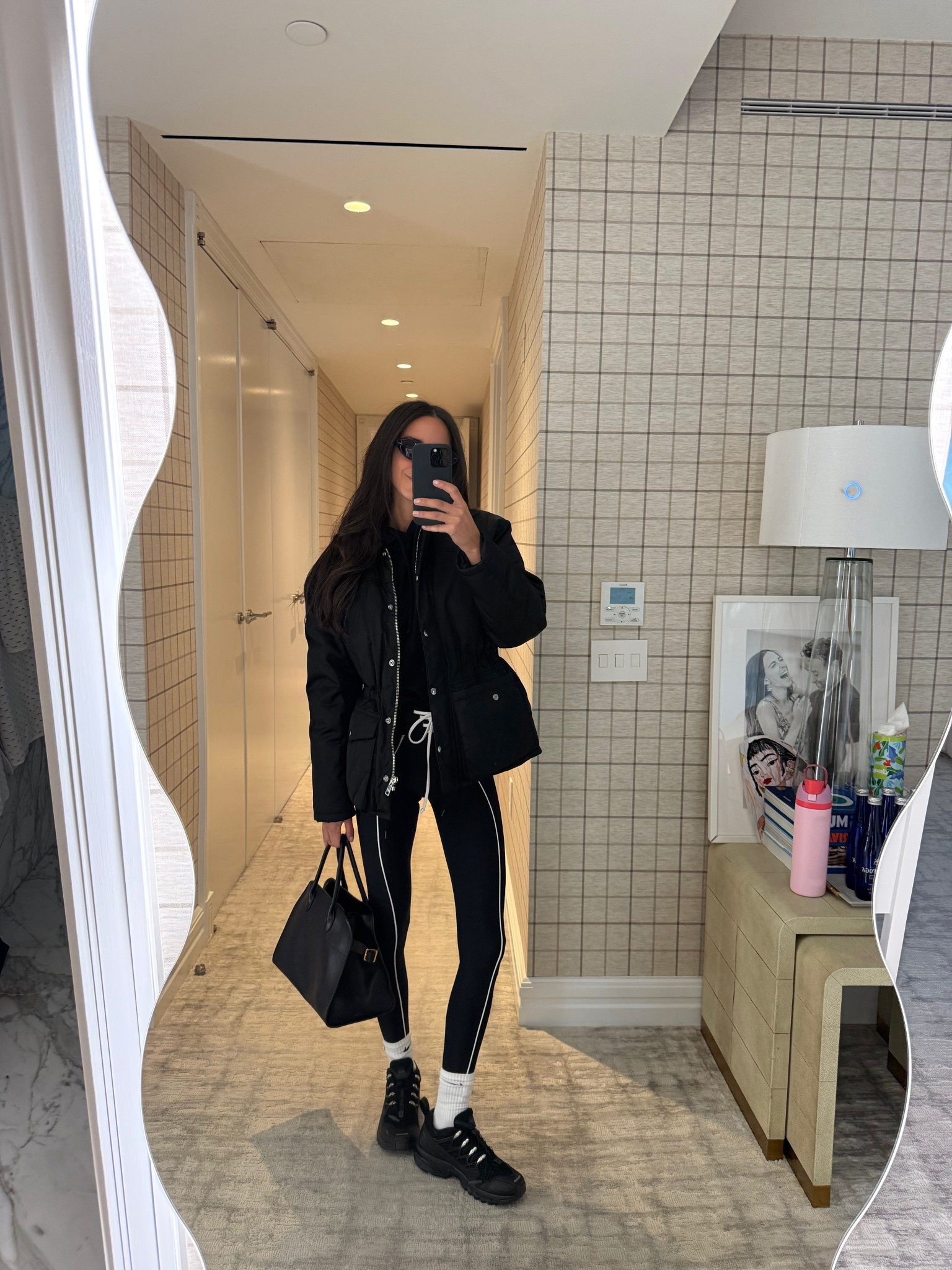 Black & white OOTD! 🖤