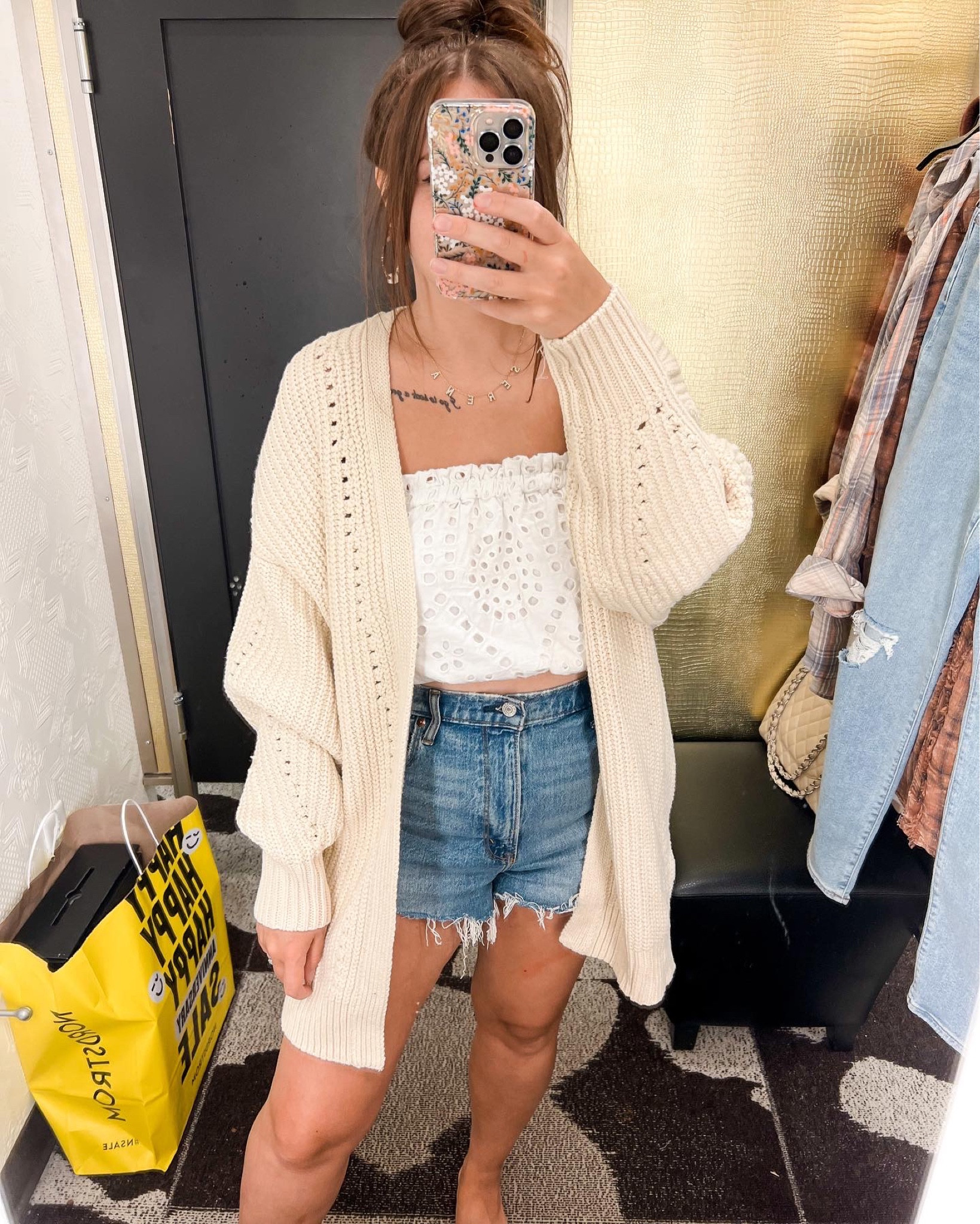 Cardigan
Chunky knit cardigan 

#LTKunder50 #LTKunder100 #LTKSeasonal