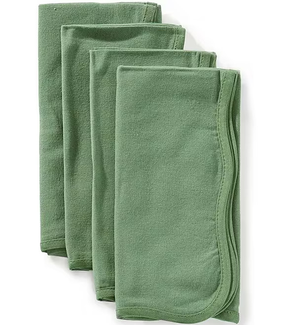 Southern LivingSolid Scallop with Napkins, Set of 4 | Dillard's