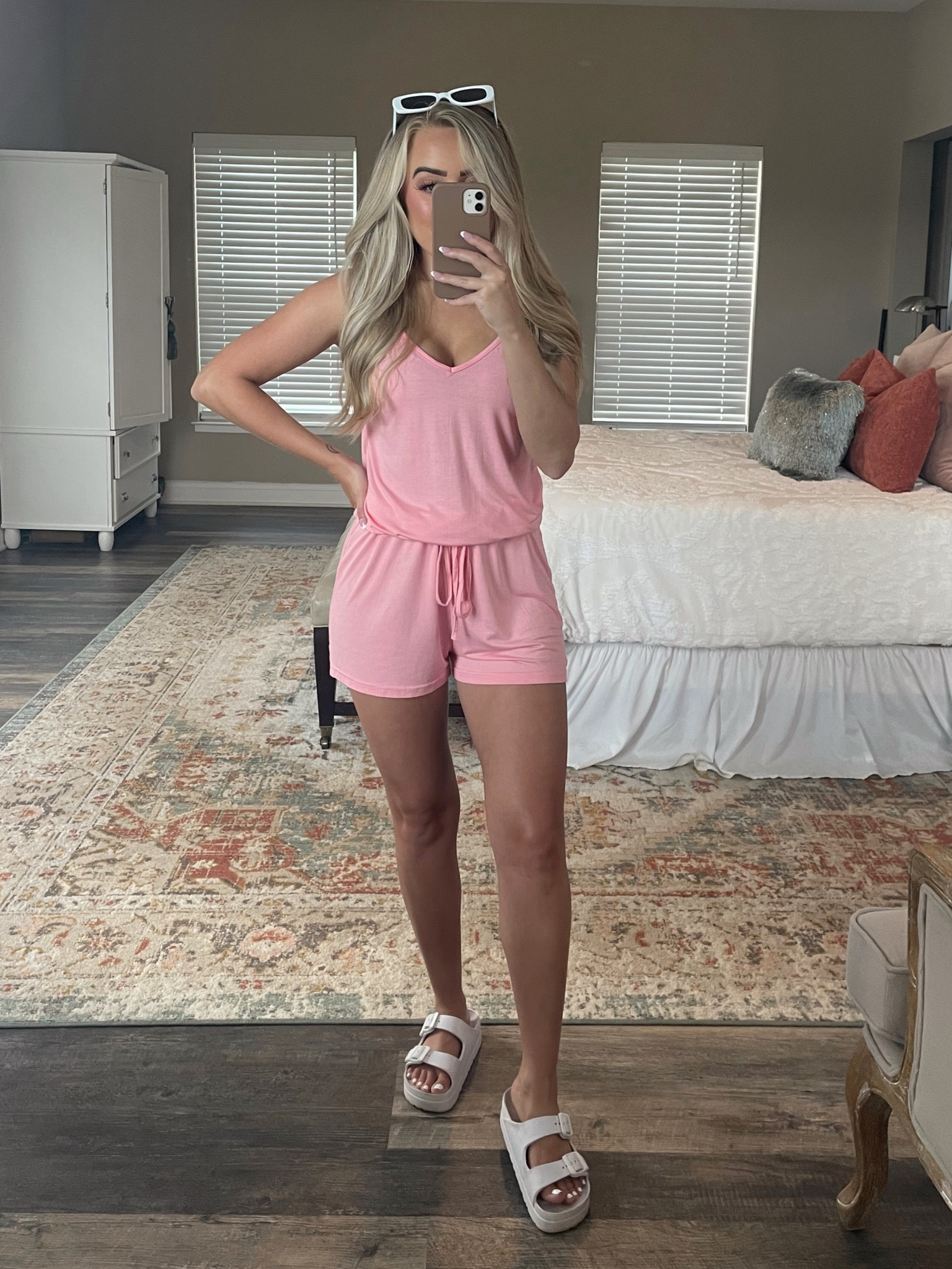 Comfy pink Amazon romper - size XS

#LTKunder50 #LTKstyletip #LTKtravel