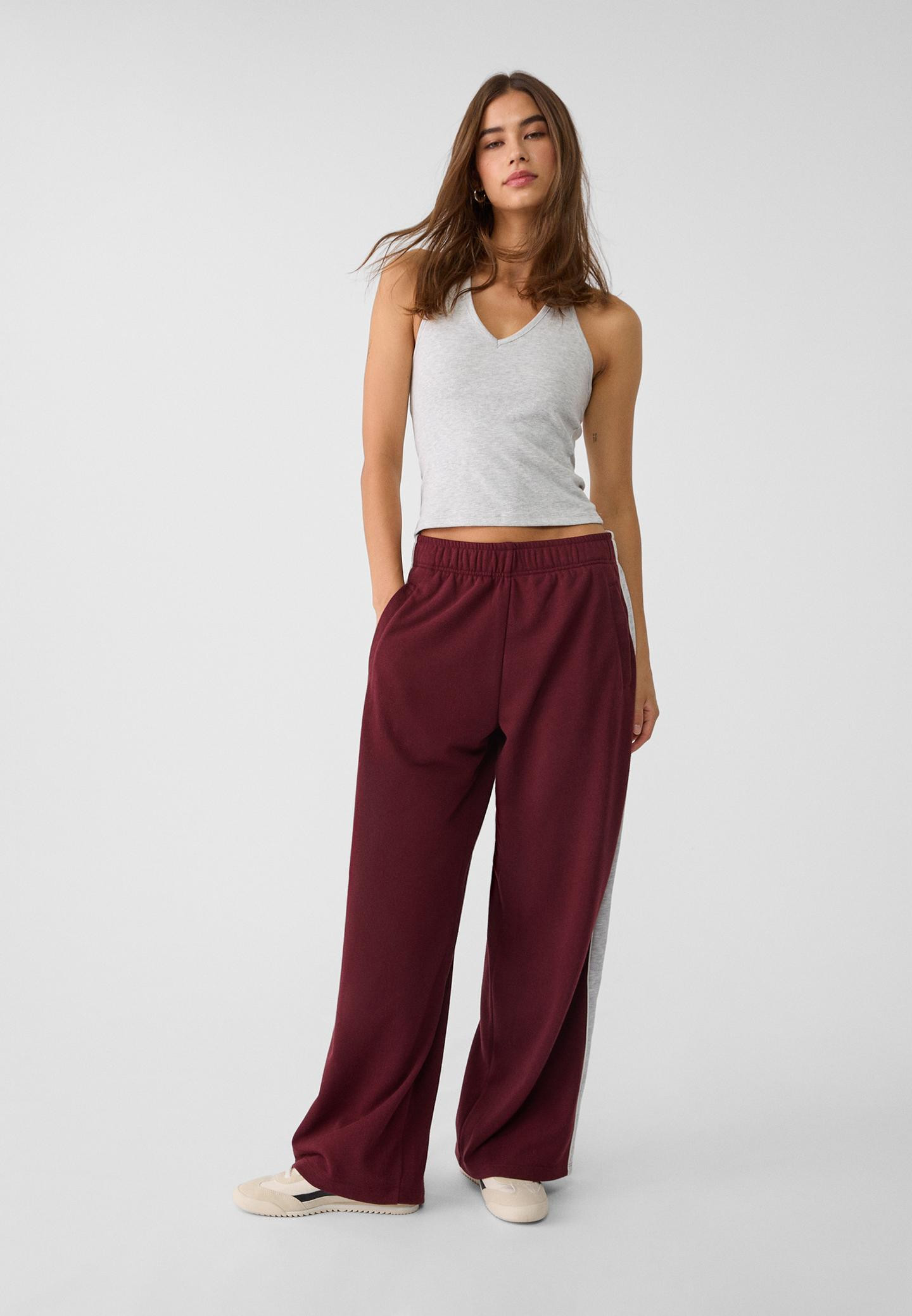Plush trousers with side stripe | Stradivarius (UK)