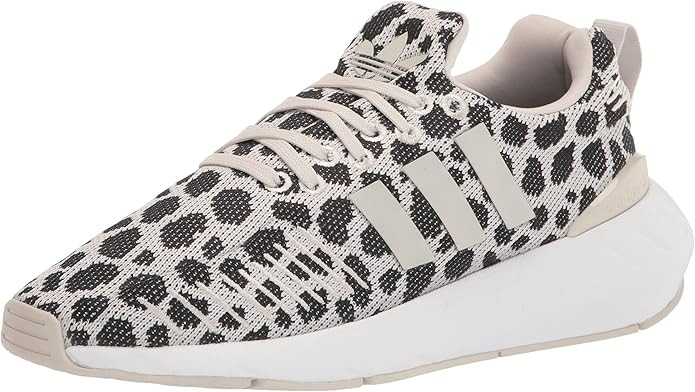 Amazon.com | adidas Originals Women's Swift Run 22 Sneaker, Talc/Black/White, 8.5 | Road Running | Amazon (US)