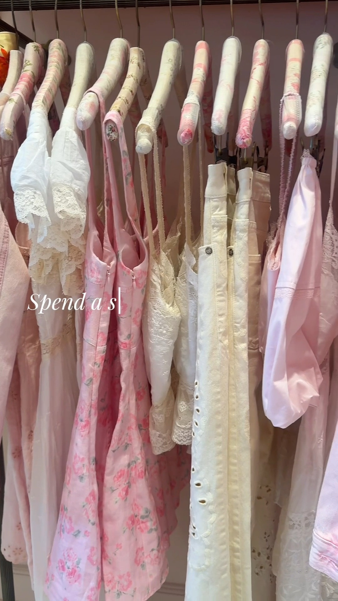 Spend a shopping day with me🎀

#LTKdayinmylife #LTKvlog #LTKSeasonal