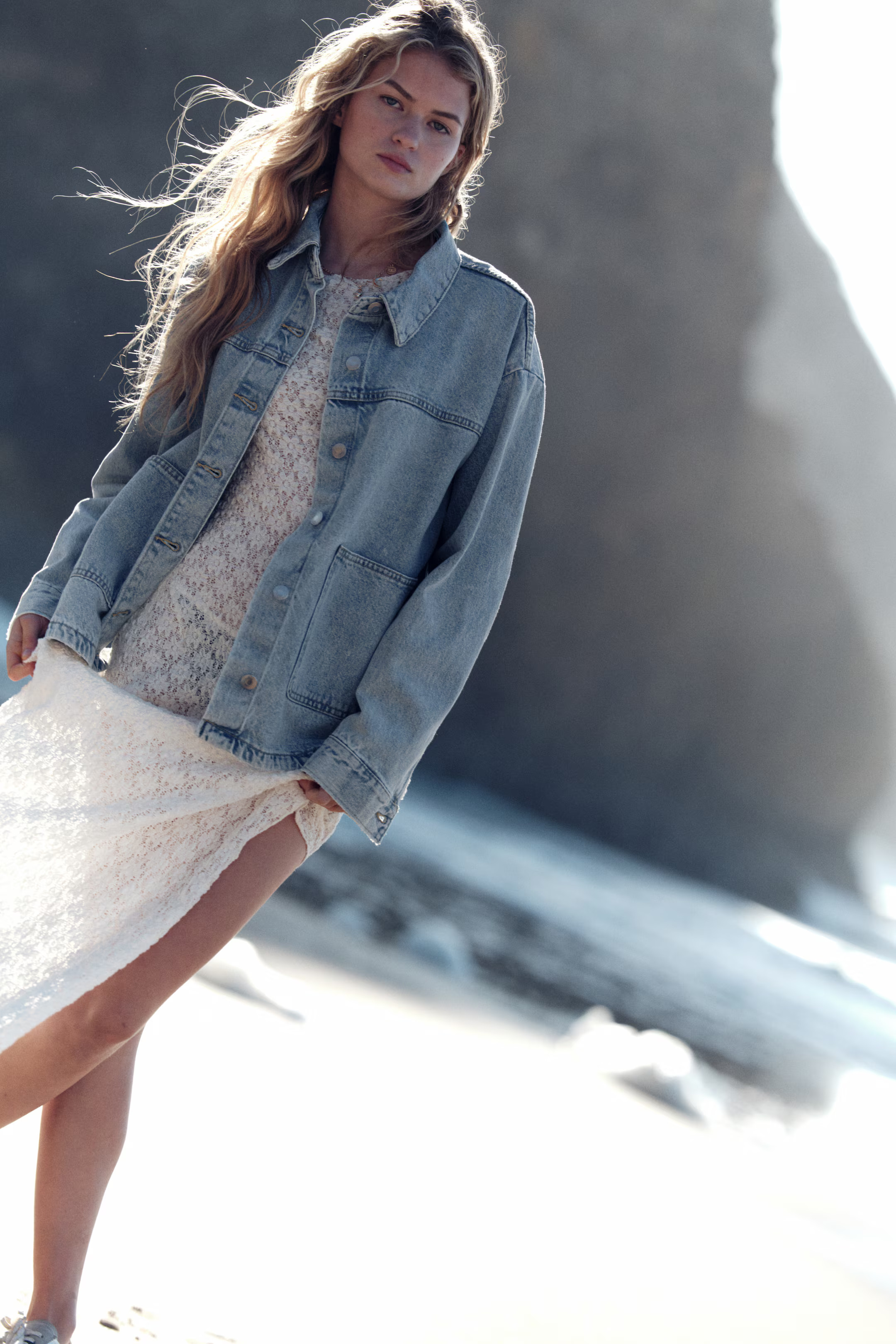 Twill overshirt - Light denim blue - Ladies | H&M GB | H&M (UK, MY, IN, SG, PH, TW, HK)