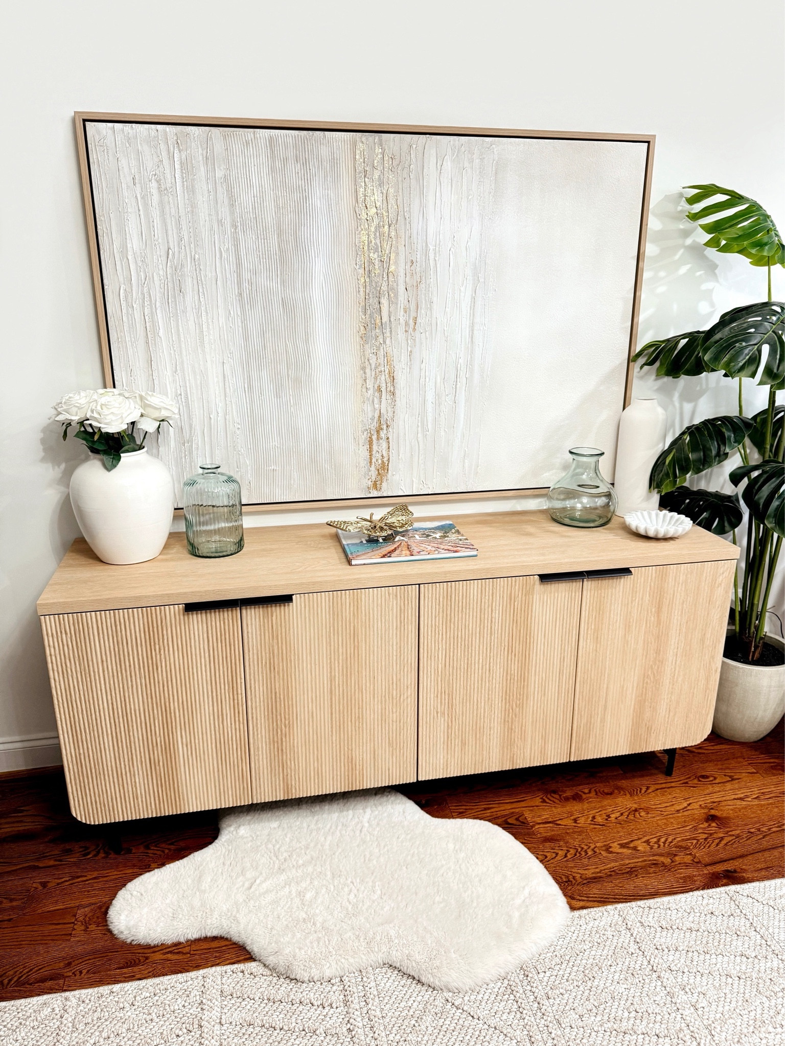 The prettiest fluted cabinet and it’s on major sale! ✨

Cabinets, Home decor, TV Cabinet, TV Stand, Amazon Home 

#LTKstyletip #LTKsalealert #LTKhome