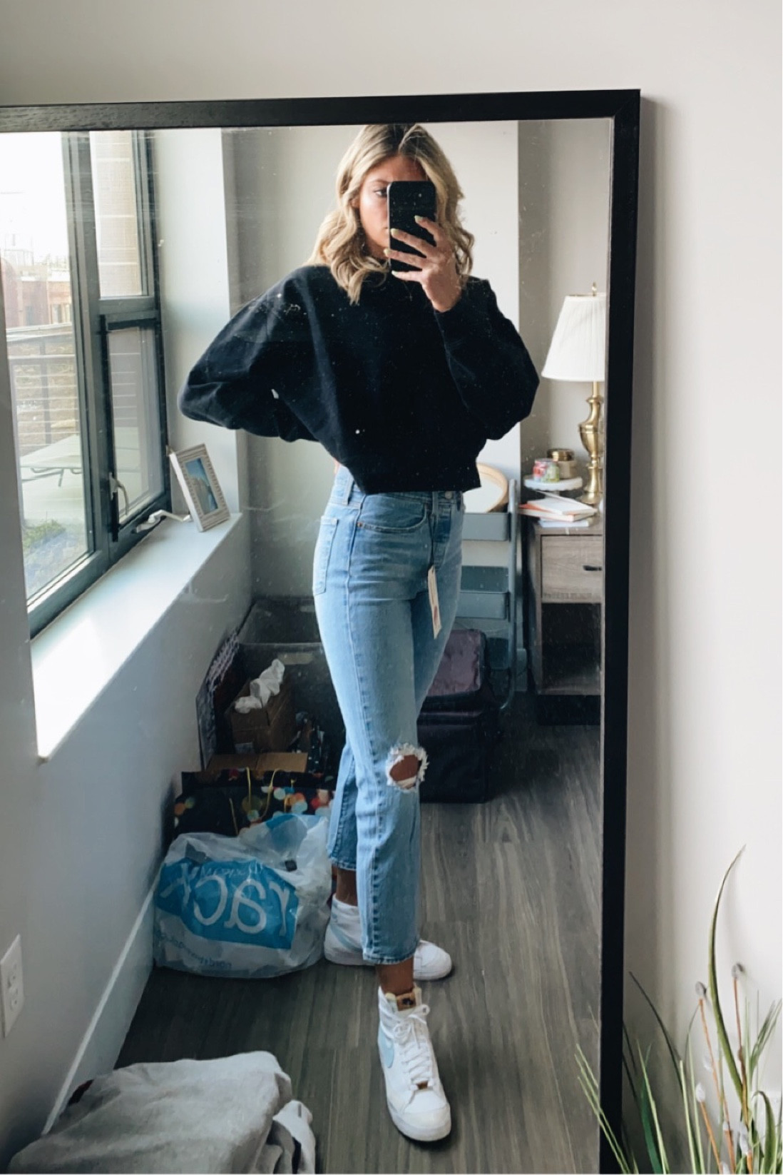 Good American has loungewear??😫


















#LTKfitness #LTKstyletip #recents #kardashian #goodamerican #american #crew #crewneck #lounge #athleisure #comfy #cropped #basics #sweatshirt 

#LTKActive #LTKStyleTip #LTKFindsUnder100