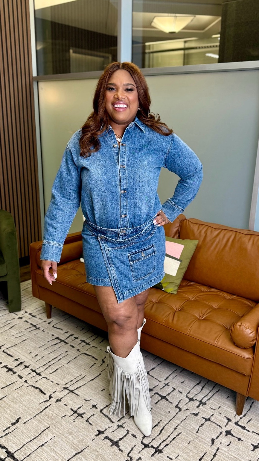 Turn heads in the KBB Asymmetrical Denim Dress 💙

Effortlessly chic with a modern edge—perfect for brunch dates, casual days, or dressed-up nights.

Style it your way and make it yours.

Hit the bell in my LTK 🔔 (top right) so you get all the exclusives first!

 

 

#LTKootd #LTKBeauty #LTKWorkwear