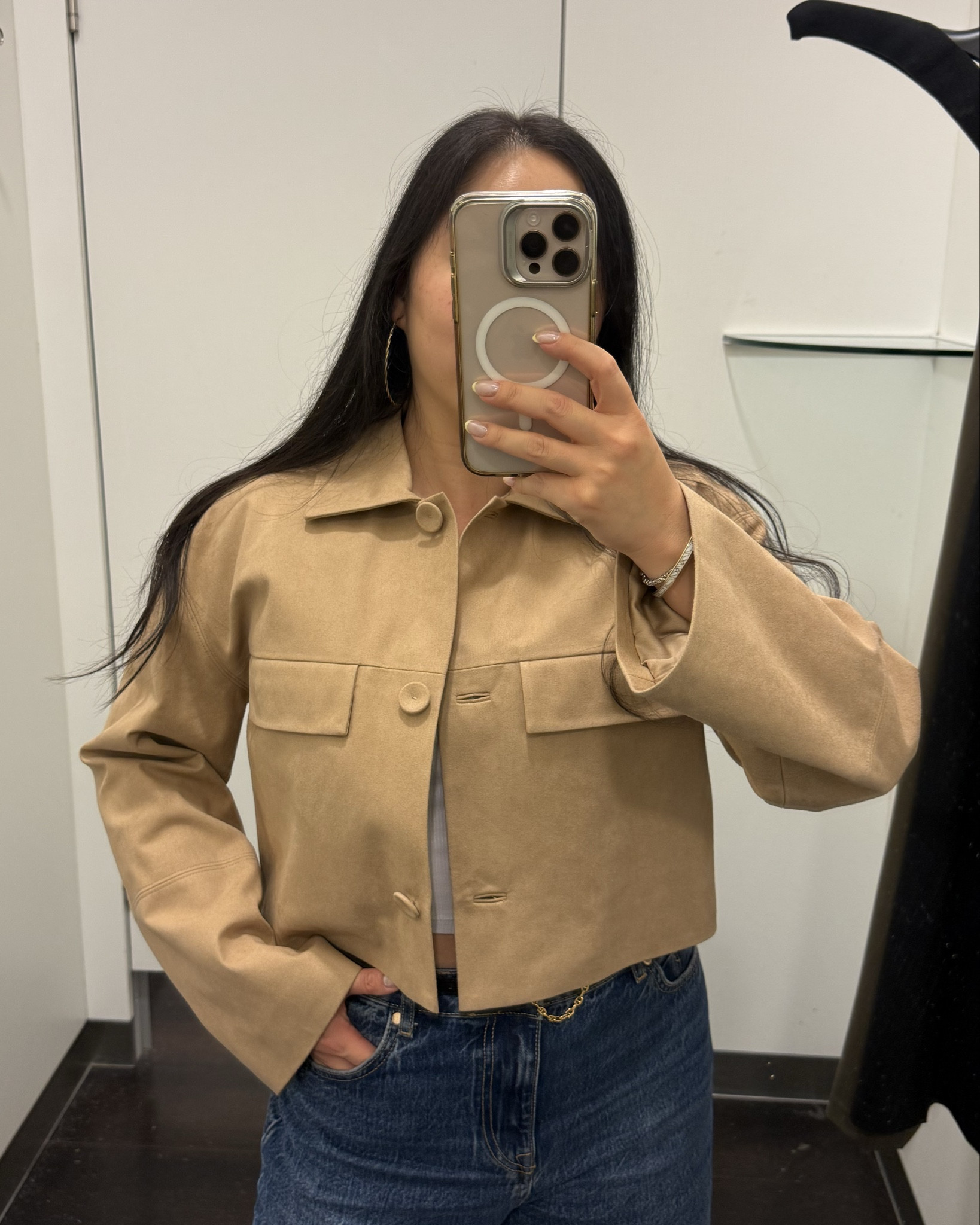 I found the perfect cropped suede-like jacket for the season 😍 even better it’s on sale!

#LTKaustralia #LTKstyletip #LTKsale