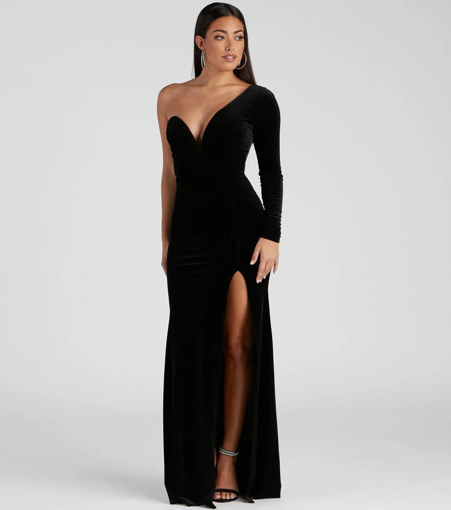 Cheyenne Formal One-Shoulder Velvet Dress | Windsor Stores