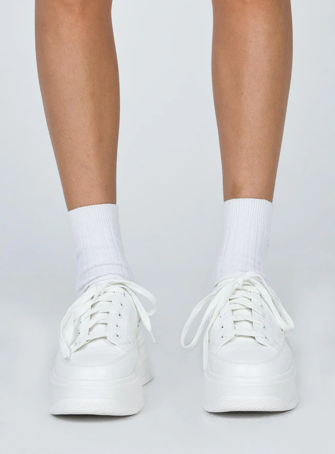 Dylan Sneakers White | Princess Polly US