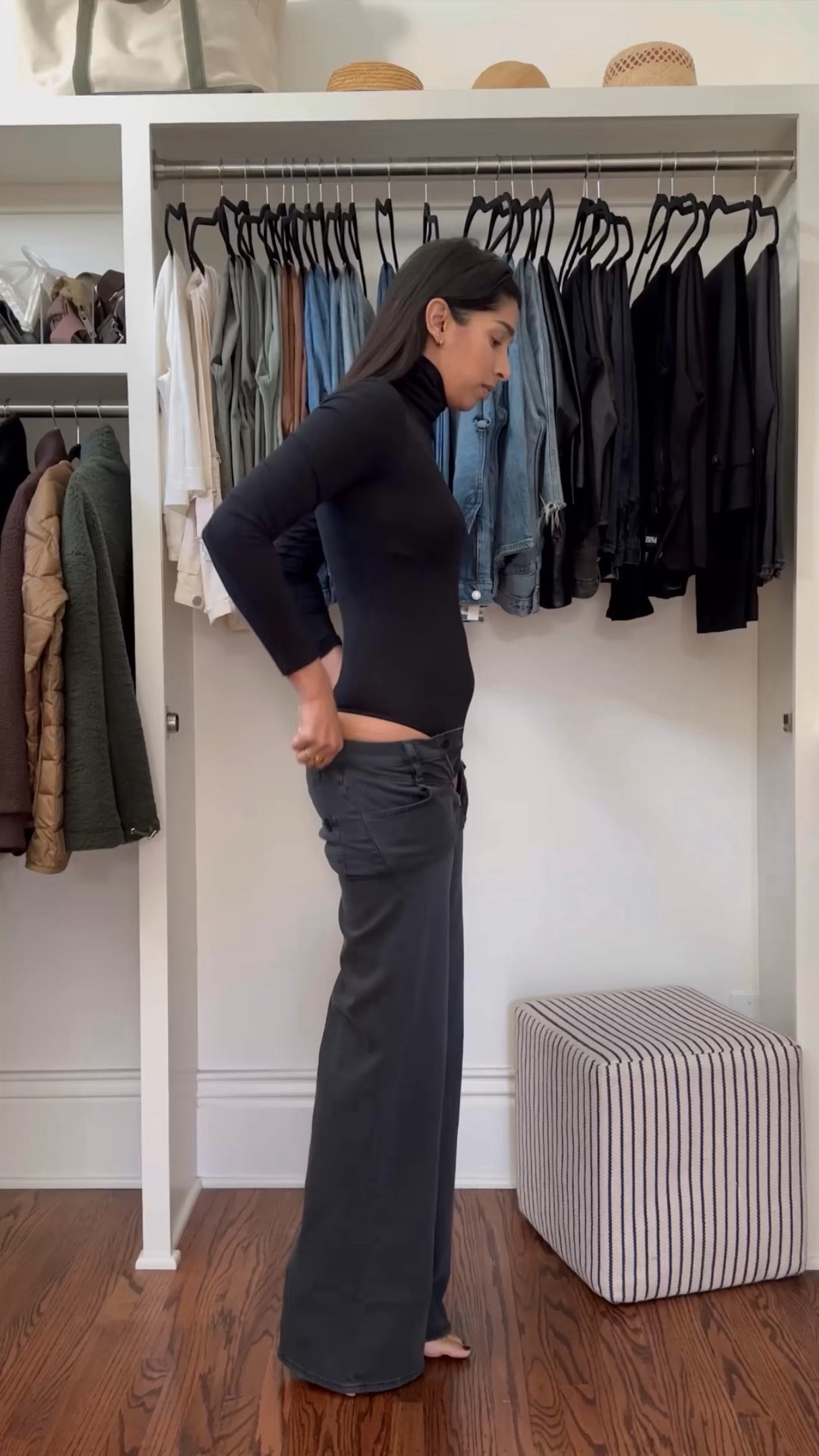 Mixed metals details from my GRWM!

These black jeans are SO GOOD and 63% off right now at Saks off fifth. Run between sizes and went with my smaller size because they are so stretchy! 

I also have to say these silver kitten heels are so good for $30. TTS! 

#LTKshoecrush #LTKstyletip #LTKsalealert