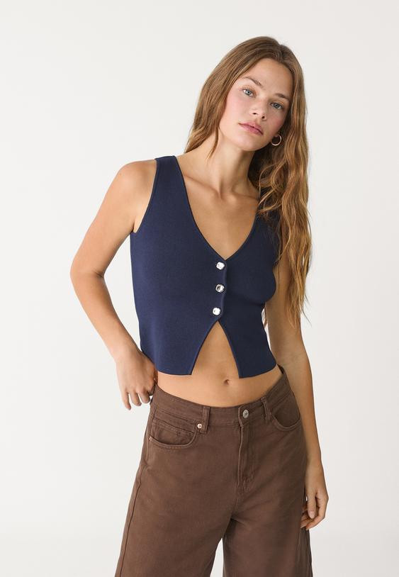 Top en maille avec boutons - T-shirts femme | Stradivarius France | Stradivarius (FR)