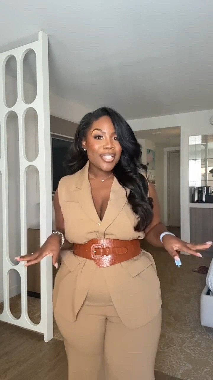 From office to happy hour ✨

Loving this set from Amazon!

Wearing size: XL

#LTKMidsize #LTKWorkwear #LTKPetite