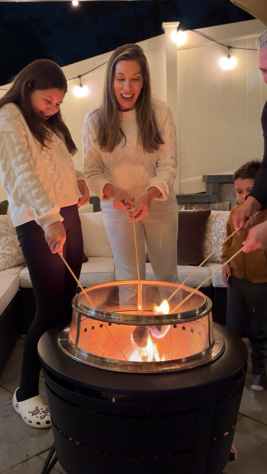 
We officially have more s’more nights thanks to Tiki Brand! 🍫🔥 

Their smokeless fire pit is super intuitive and easy to use, making our family time around the fire extra special. 

Plus, you can completely customize your setup to fit your family’s needs! 

Nothing beats cozying up, roasting marshmallows, and creating memories—without all the smoke! 



#TIKIBrand #SmoreNights #FamilyTime #CozyVibes #OutdoorLiving #FirePitFun #SmoreLife #FamilyMoments


#LTKVideo #LTKSaleAlert #LTKHome