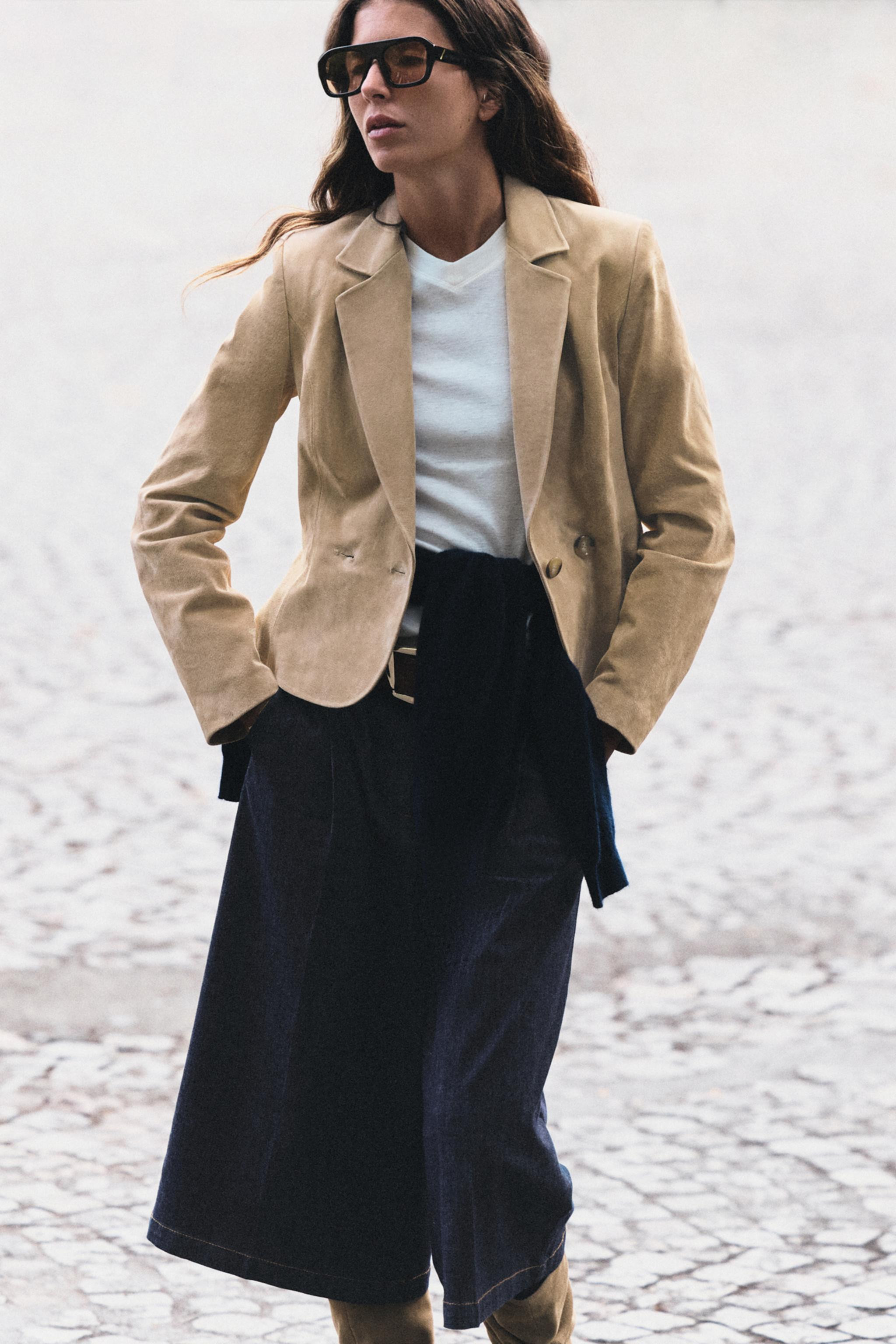 SHORT BLAZER WITH SHOULDER PADS 100% LEATHER | Zara UK
