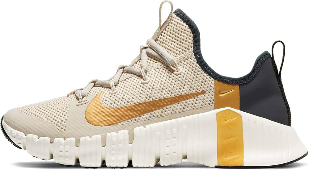 Nike Womens Free Metcon 3 Training Shoe Womens Cj6314-170 Size 8 | Amazon (US)