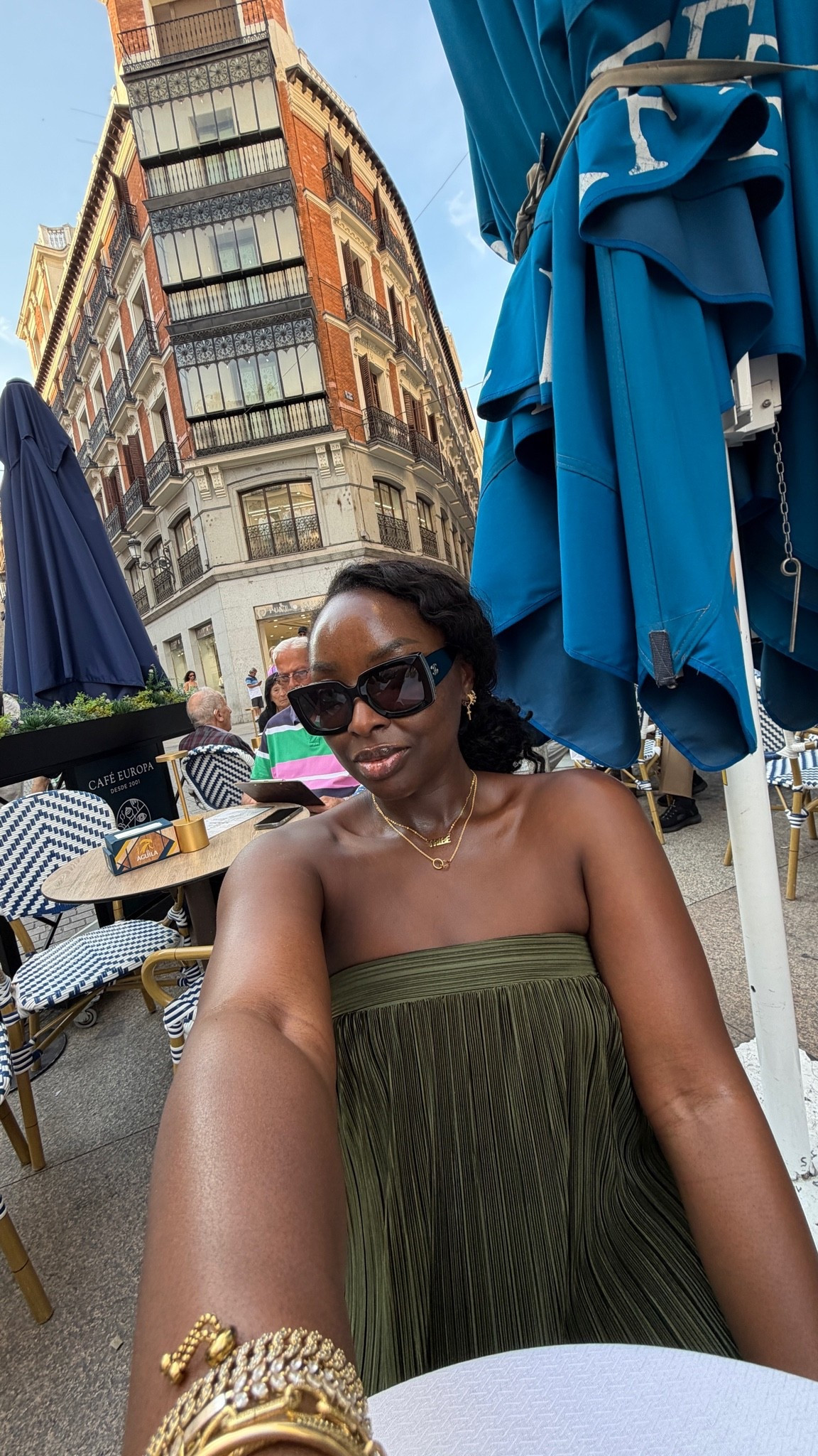 While this jumpsuit does not accent the body, it is an easy “throw on and go“ outfit which came in handy trip.