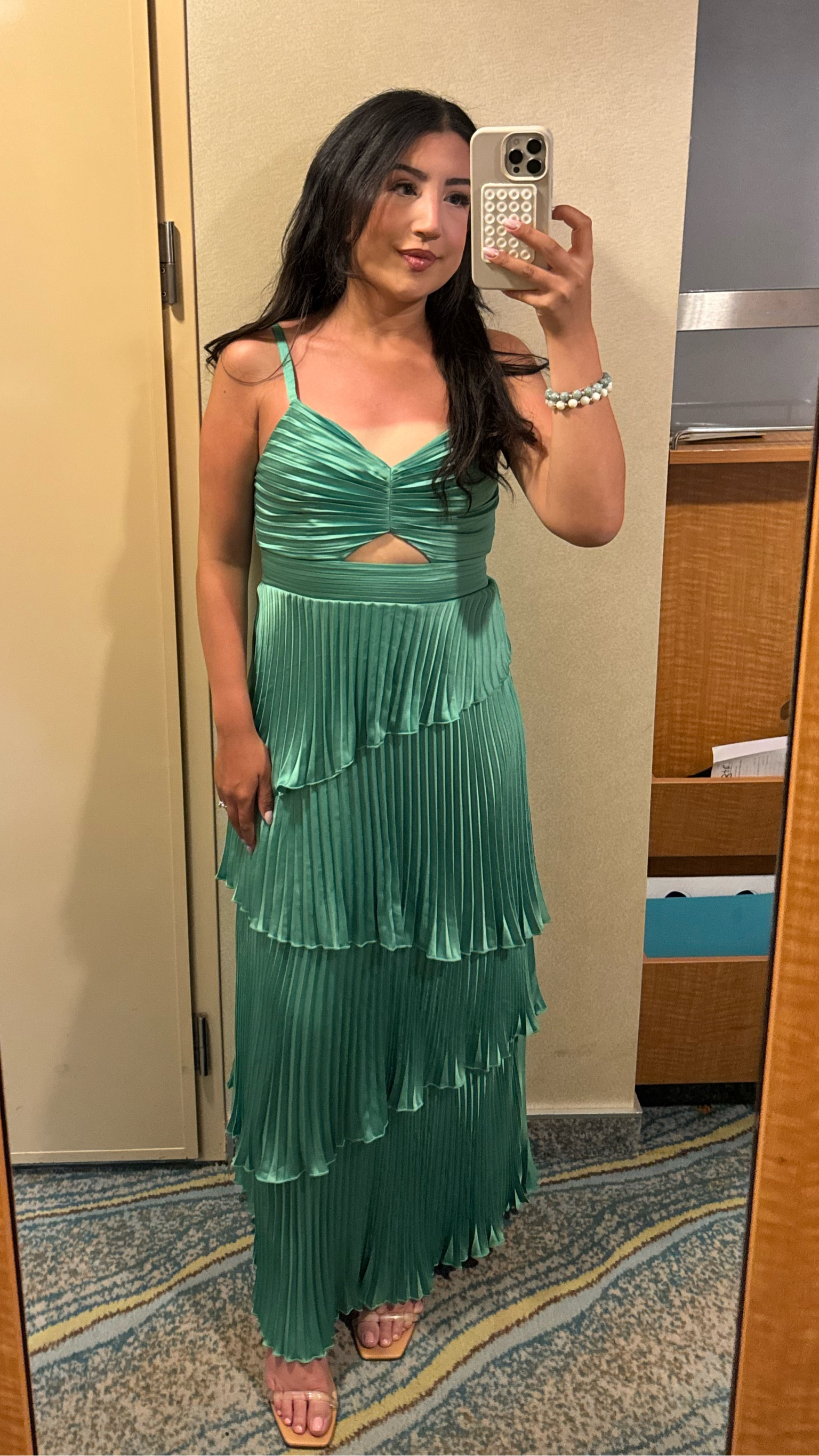 Dress to impress dinner outfit 

#LTKwedding #LTKsummer #LTKstyletip