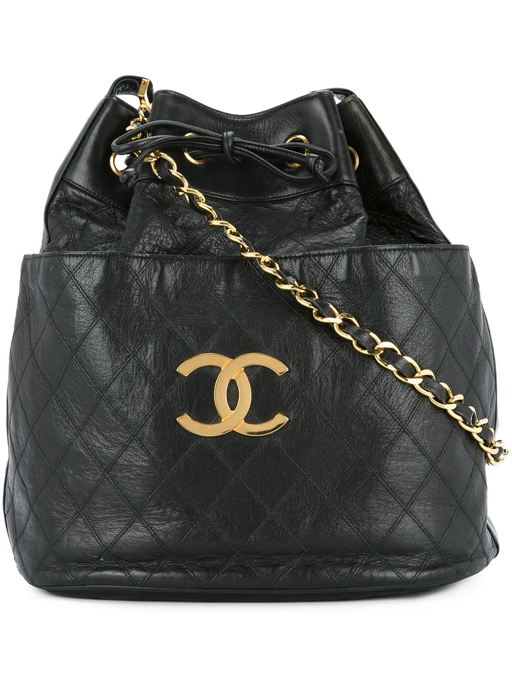 CHANEL Pre-Owned drawstring quilted chain shoulder bag - Black | Farfetch Global