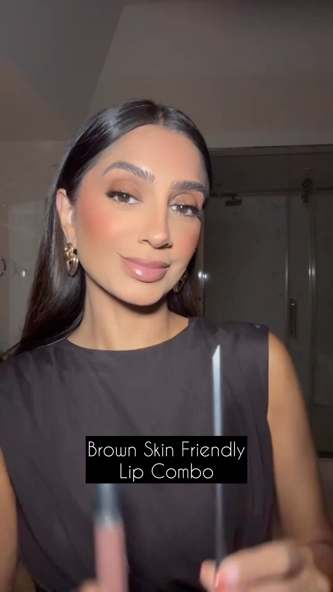 Lipstick HABIT
Lipliner STRIPDOWN
Gloss coconut chum chum 