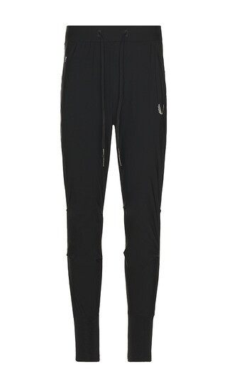 Tetra-lite High Rib Jogger in Black | Revolve Clothing (Global)
