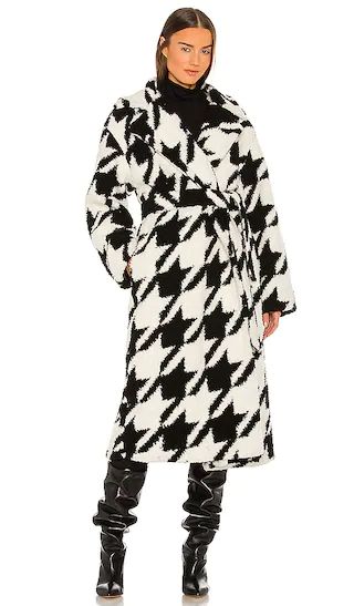 Arlo Coat in Black Houndstooth | Revolve Clothing (Global)