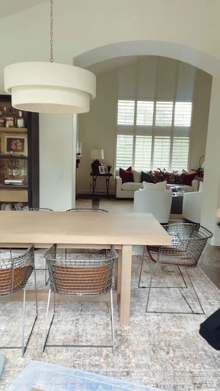 This is the Portola dining table from Pottery Barn. I like that the extensions get added onto the end and not inserted into the middle. Gives the table a cleaner look when not extended. 👍🏻

#extendingdiningtable #diningroom