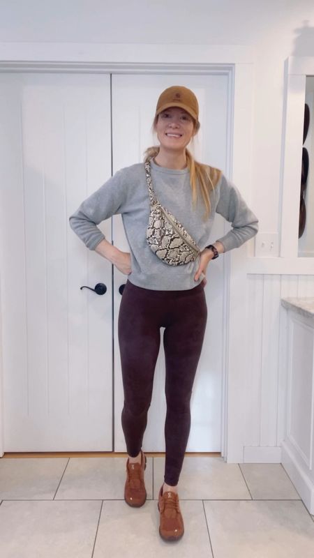 #ootd leggings outfit

Size reference 5’ 9” 140 lbs

Cropped sweater - medium

Cropped tee - medium

Brown leggings - small long


Sham outfit. Weekend outfit. Cool leggings outfit. 

#LTKFind #LTKfit #LTKstyletip