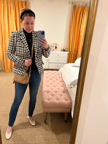 Love this blazer so much, quickly becoming one of my go to pieces. Fits TTS, I’m in a medium

#LTKitbag #LTKshoecrush #LTKHoliday