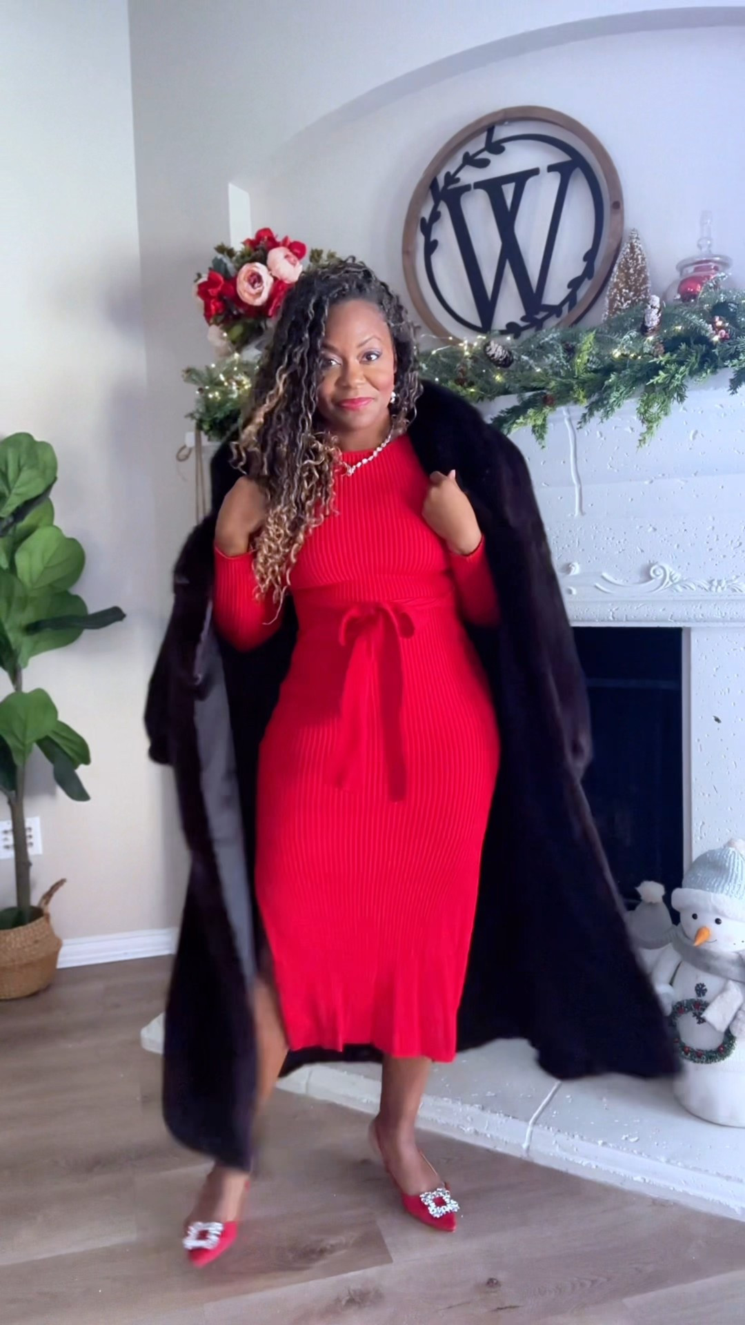 Comfortable chic outfit ideas!

Sweater dress, silver skirt, silver boots, sequin black pants, holiday pants outfit NYE, red dress, brown dress, brown fur, Christmas outfit

#LTKHoliday