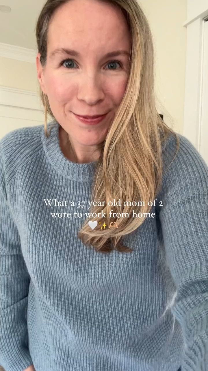 Okay I’m obsessed with this @onequince cashmere fisherman’s sweater. 

It’s under $100 🤯 and so soft and cozy. 

Off to buy it in more colors — 🏃‍♀️🏃‍♀️🏃‍♀️

Have you tried any items from Quince? I’m obsessed! 

#momootd #everydaystyle #classicstyle