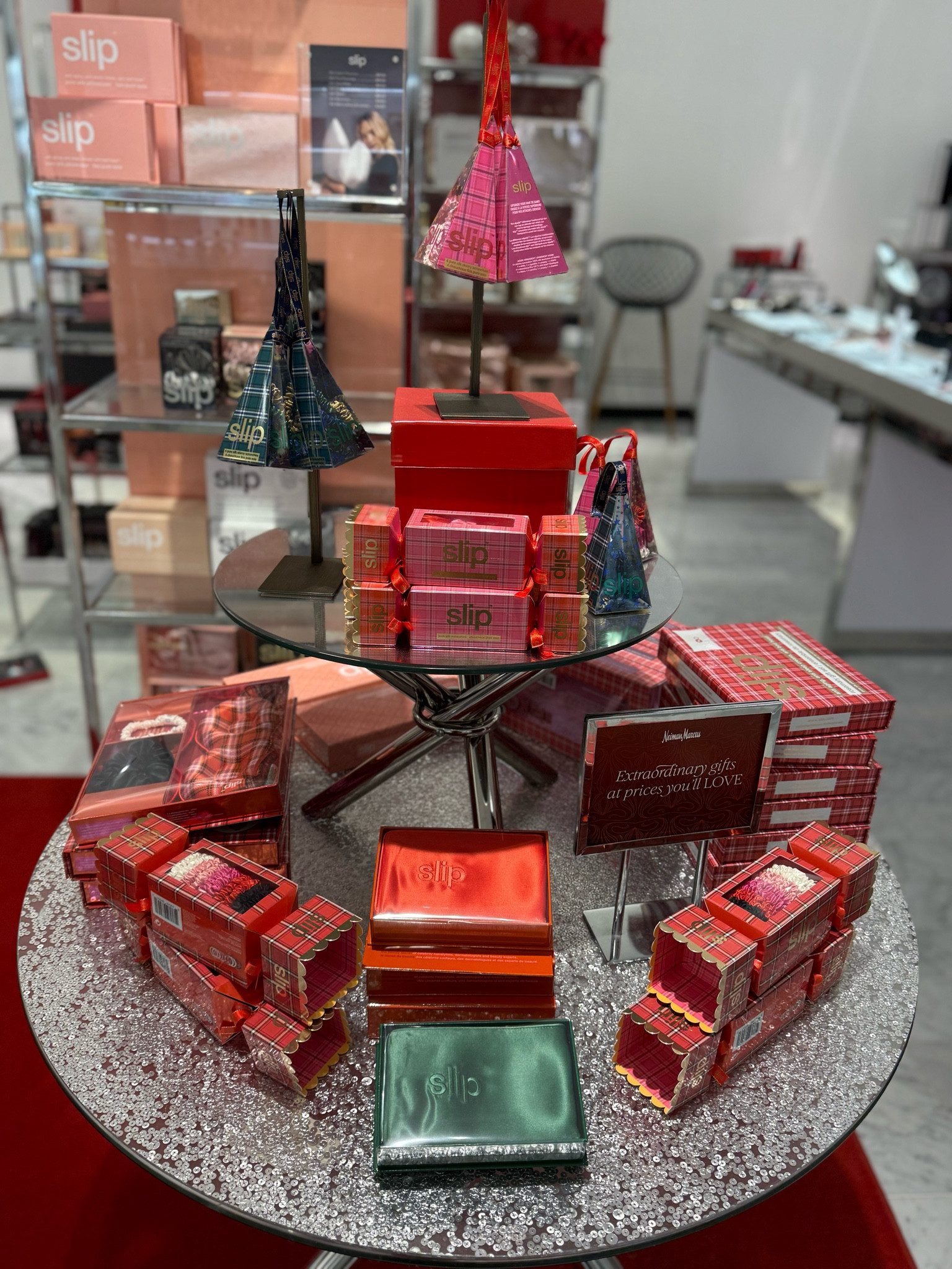 Don’t SLIP up! Silk is the only way to go when it comes to your hair and pillow. Check out these great holiday offerings perfect for gifting! 

#LTKGiftGuide #LTKBeauty #LTKHoliday