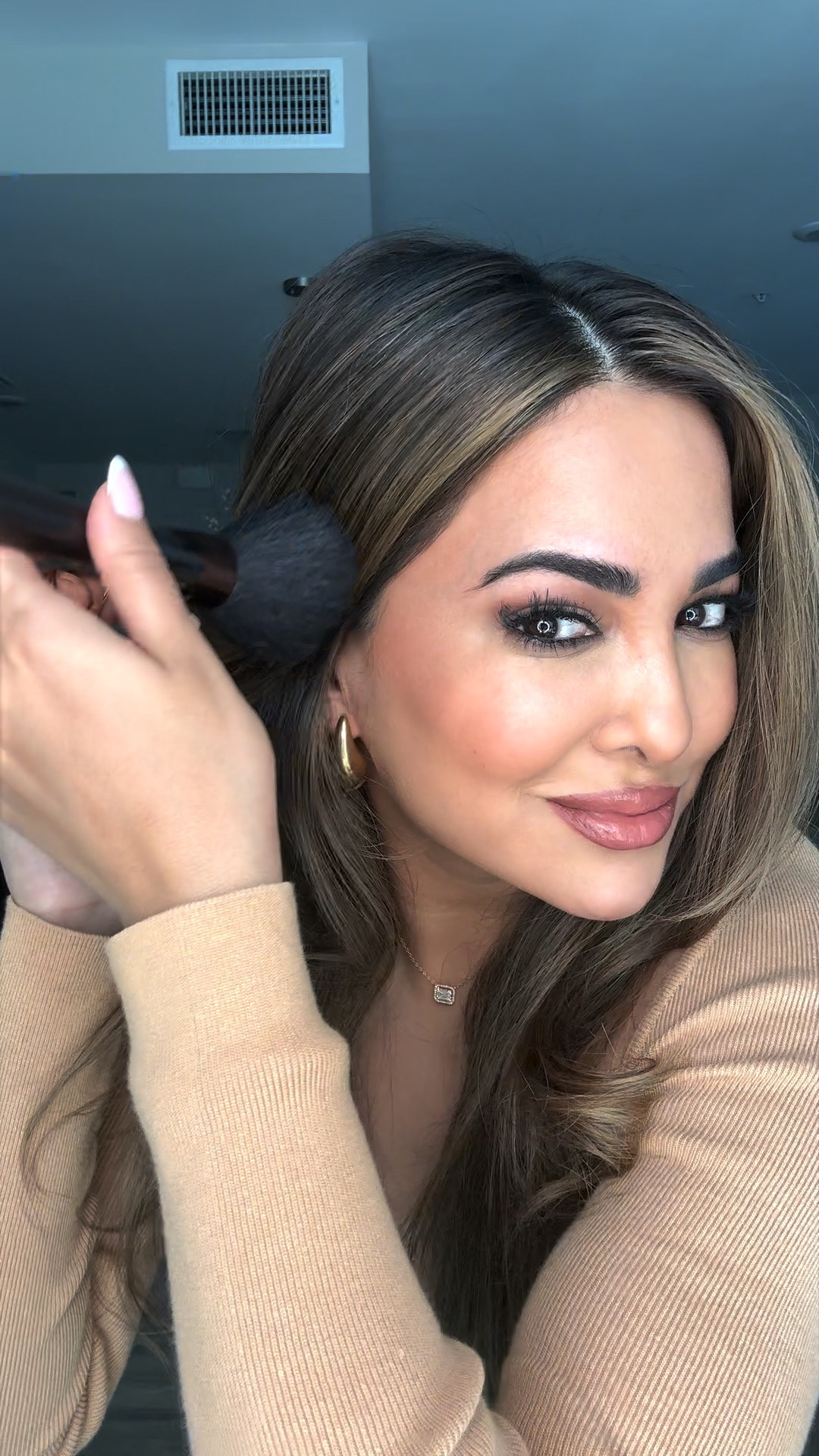 Hair Hack For Smoothing Flyaways 💫 #grwm #hairtutorial 

If you have new hair growth or breakage, then you’re absolutely going to love this hack!! This is definitely one of my favorite hair hacks I’ve learned so far ✨

Memo: make sure to use a large powder brush and any styling hair spray of your choice.  I recommend starting with less hair spray, and adding as needed. If you add too much on the brush, your hair will get the wet look at the roots.  I used whatever product was already left on the. Rush to run it though my hair wherever there was frizz✨ • #hairstyles #hairideas #beautytips #beauty #todayslook #ootd #glam #tutorials #hairtransformation #grwm #style #hairstyle #hairtutorials

#LTKbeauty #LTKfindsunder50 #LTKstyletip