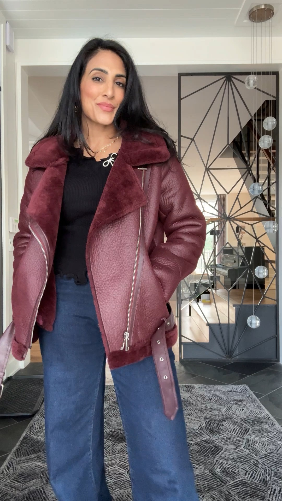 Making a coffee run, looking casual and cute. Use my code chicks_12 to save 12% off your order with Commense! 

#LTKTravel #LTKSeasonal #LTKStyleTip