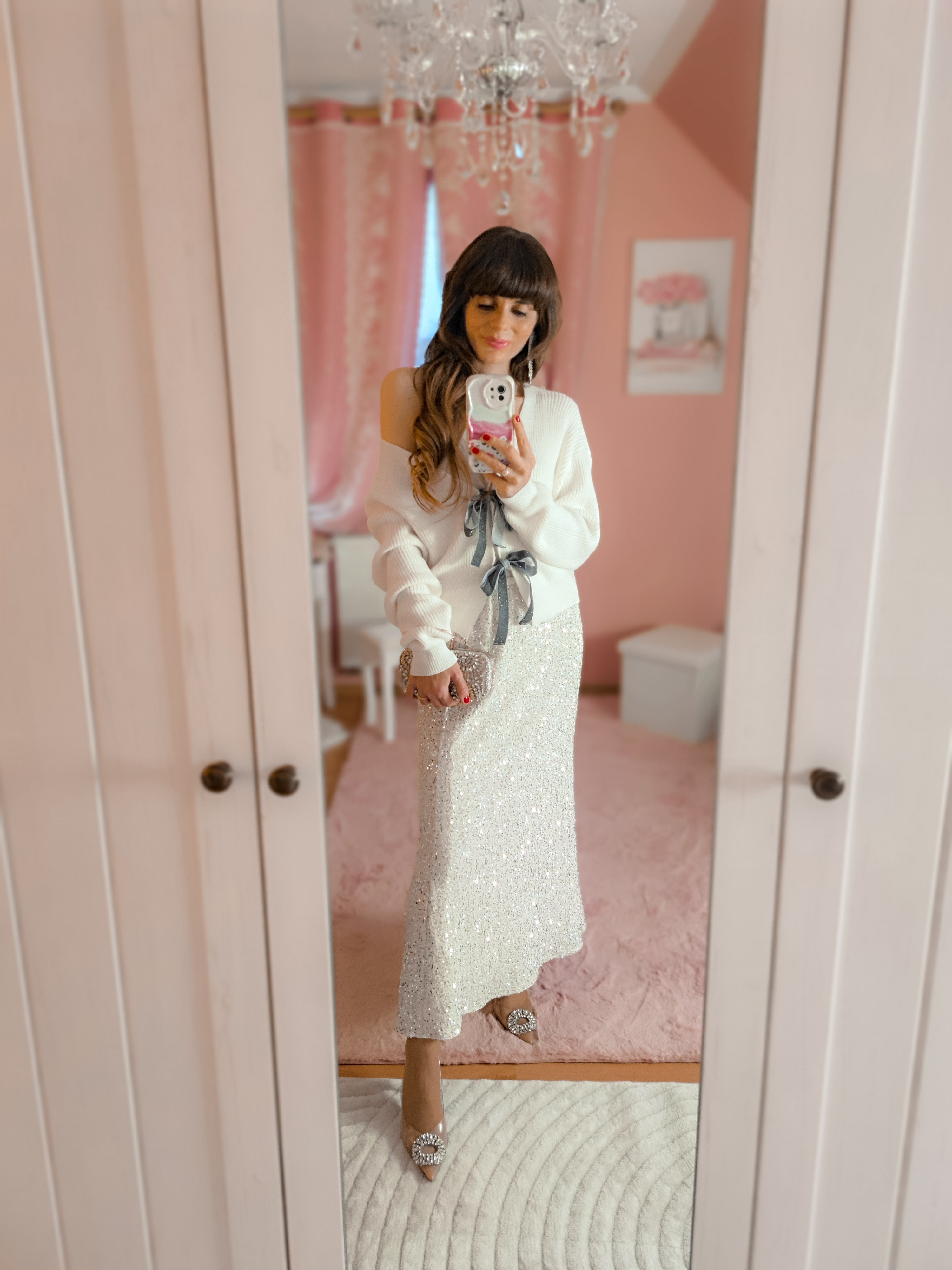 Chicwish white shimmery velvet tie front crop knit cardigan Chicwish sparkly sequin silver maxi skirtSparkly slingbacksCrystal embellished clutchDainty Earrings Sparkly earrings Festive outfitsFestivewear Christmas outfits Christmas styleHoliday outfits

#LTKStyleTip #LTKHoliday #LTKSeasonal