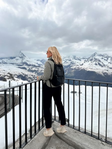 Oh hey, Matterhorn 😍🇨🇭🏔️

#LTKOver40 #LTKTravel