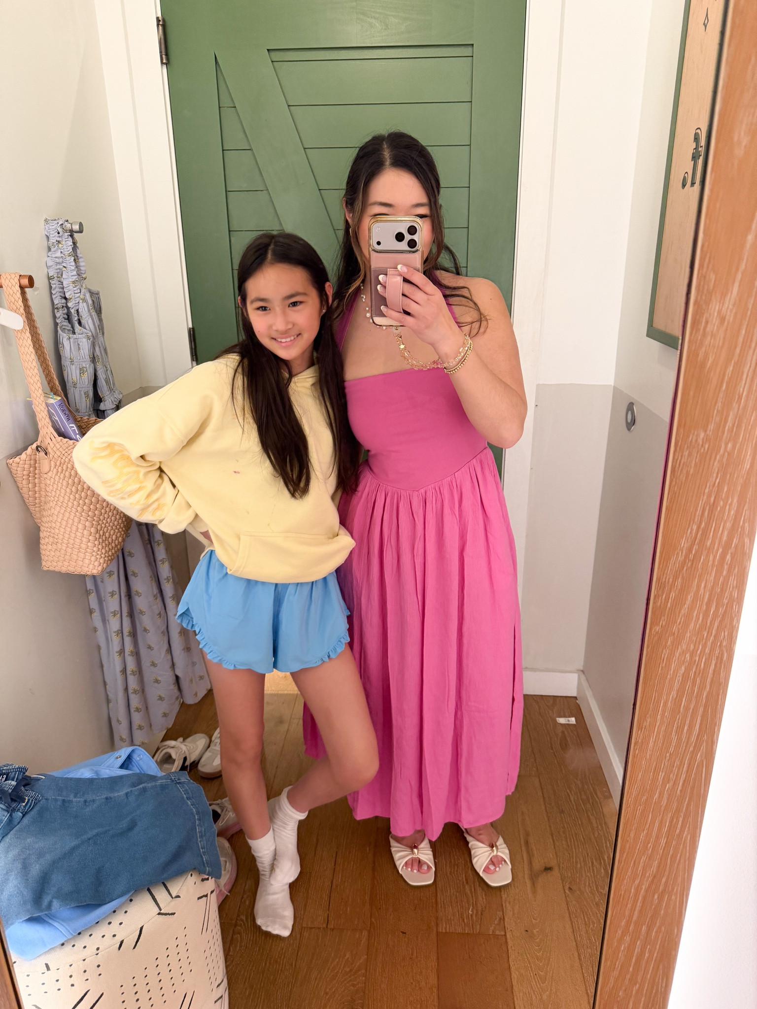 Aerie barre halter dress // tween ruffle shorts 

Small in dress
XXS in shorts 

#LTKootd #LTKKids #LTKPetite