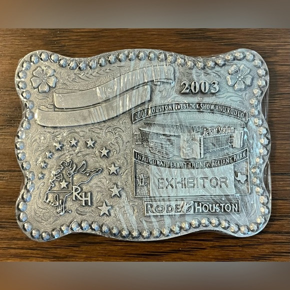 BRAND NEW. 2003 Houston Livestock Show & Rodeo Exhibitor Pewter Like Belt Buckle | Poshmark