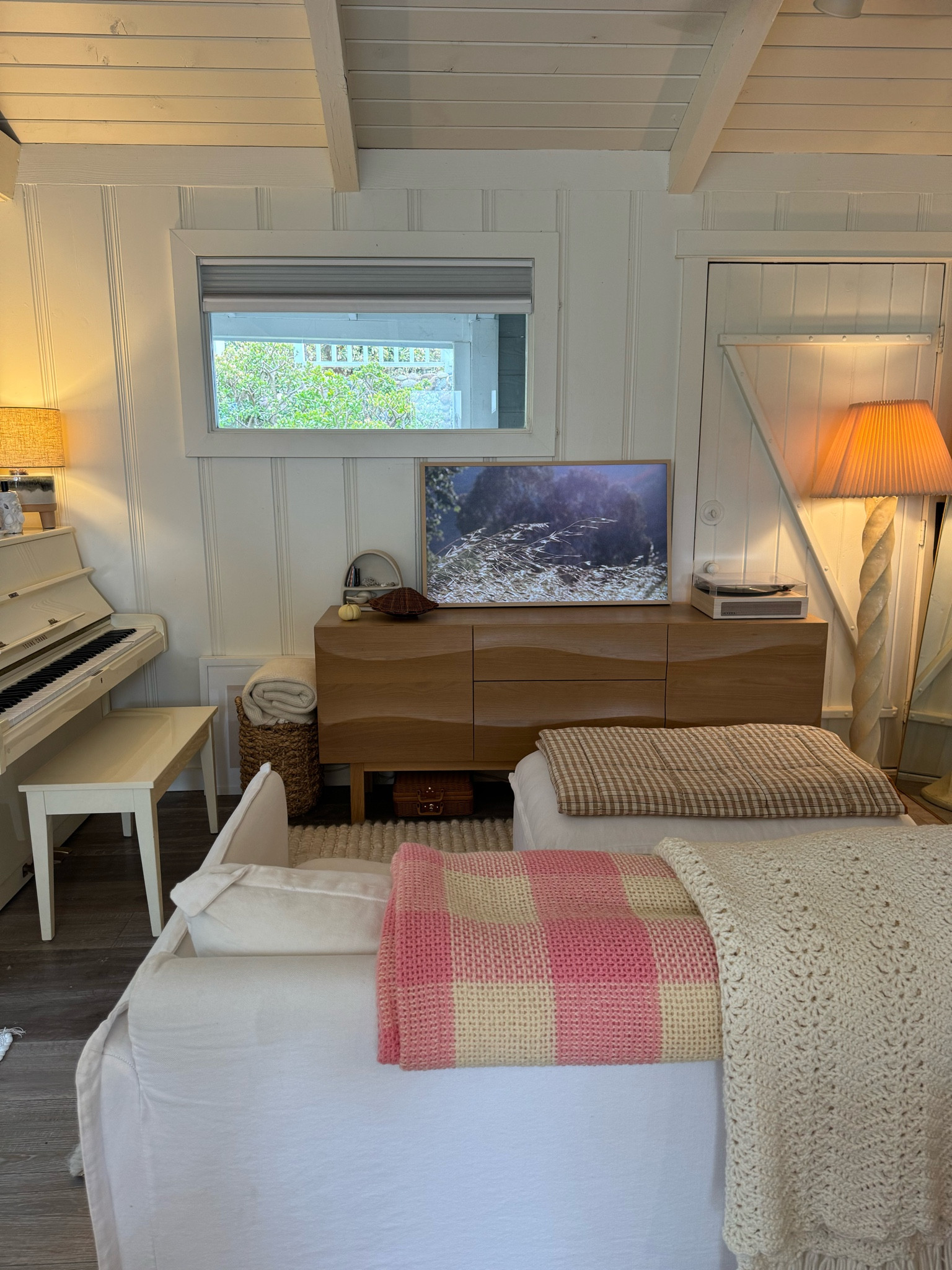 fall at the cottage 🍂🤎

#LTKHome