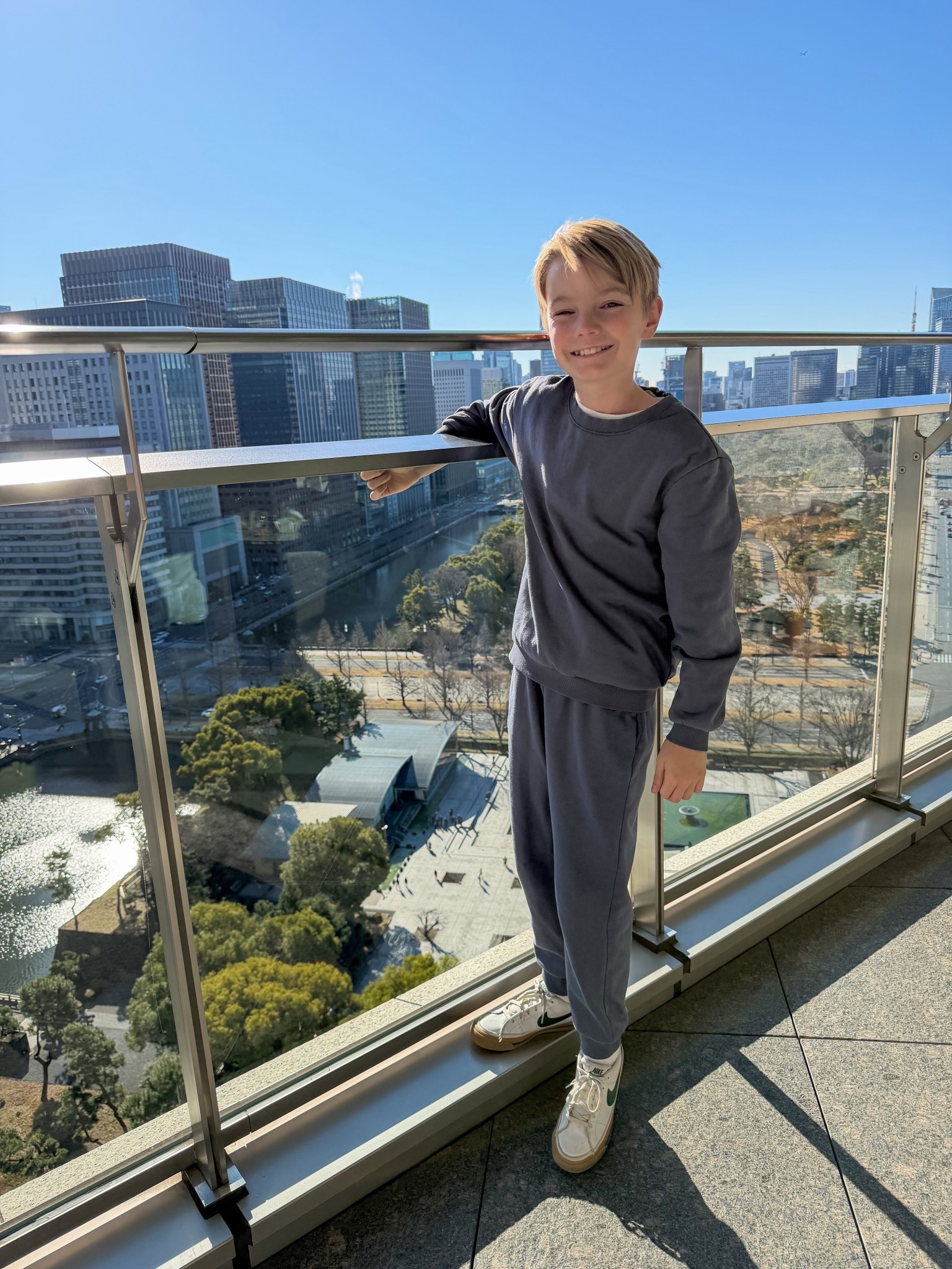 H&M sweatsuit 

#LTKFindsUnder50 #LTKKids