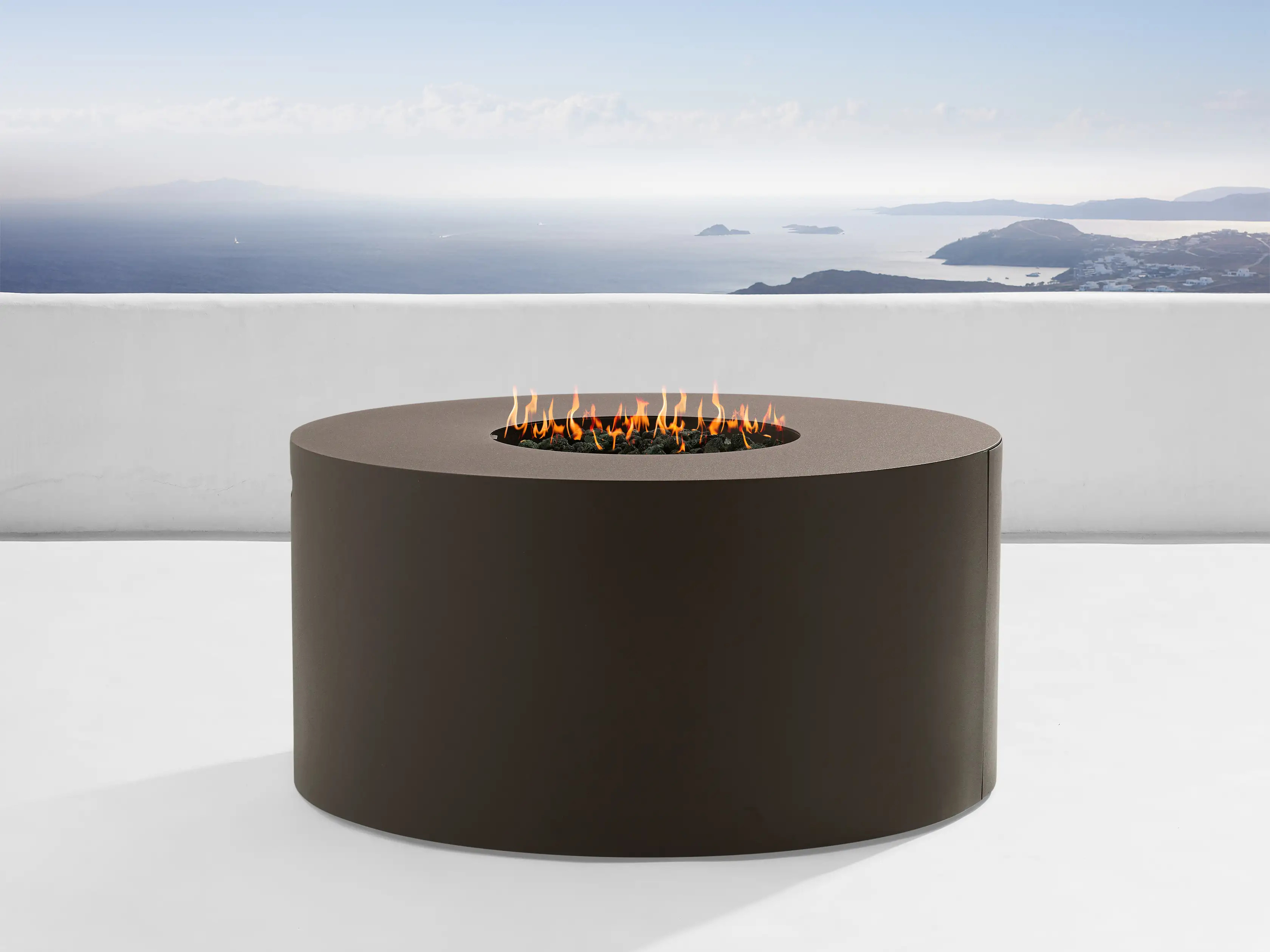 Coden Outdoor Round Propane Fire Pit | Arhaus