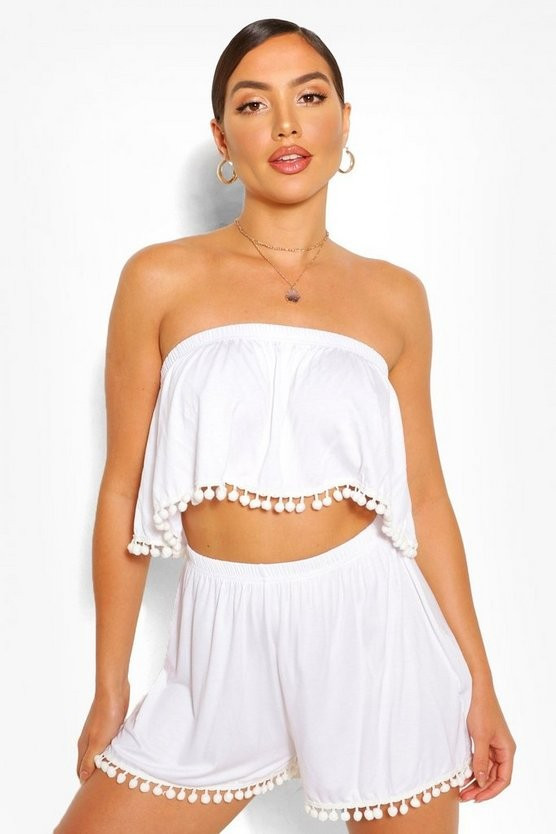 Pom Pom Trim Bandeau Top & Shorts Beach Co-Ord | Boohoo.com (UK & IE)