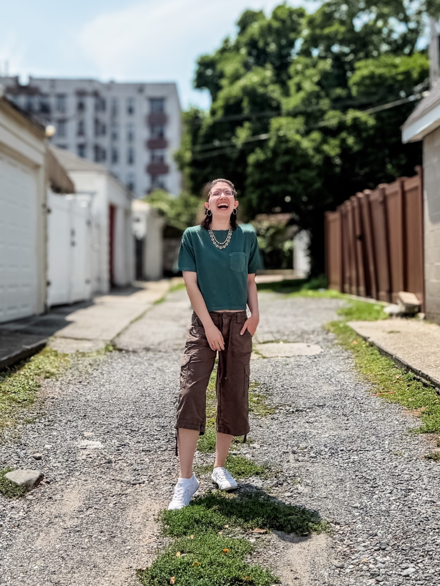Cropped top: TTS
Cargo capris: TTS, if between, go up one
Sneakers: TTS

Y2K style

#LTKootd #LTKdayinmylife #LTKSaleAlert